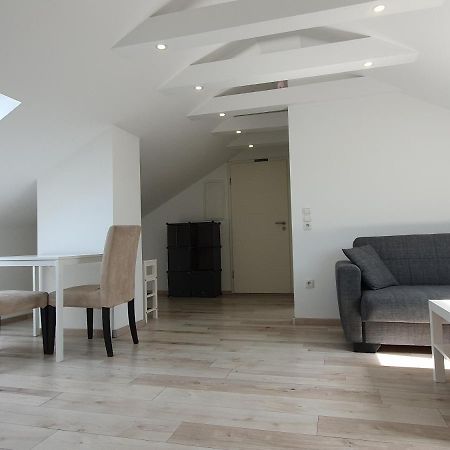 Kulsheim Ruhige Und Moderne 2-Zi. Wohnung מראה חיצוני תמונה