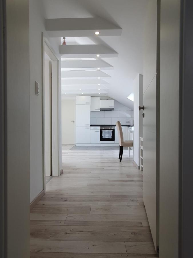 Kulsheim Ruhige Und Moderne 2-Zi. Wohnung מראה חיצוני תמונה